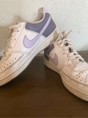 Nike Kids Sneakers White with Light Purple Accents